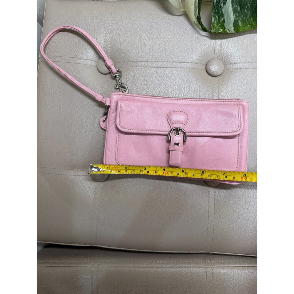 Vintage Coach Purse, Barbie Pink Wristlet Clutch, Very Good Condition - Picture 8 of 8